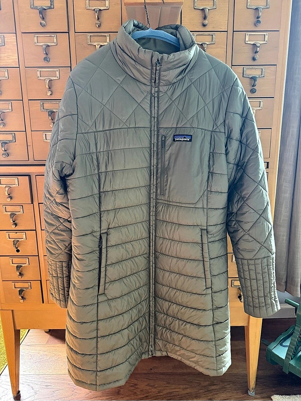 Patagonia Down Sweater Coat Quilted Puffer Coat in Green Size XL